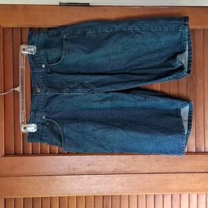 Levi's 569 men's size 32 denim jean shorts